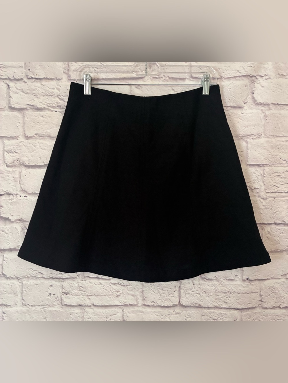 LOFT Classic Black A-Line Skirt - Women’s Medium